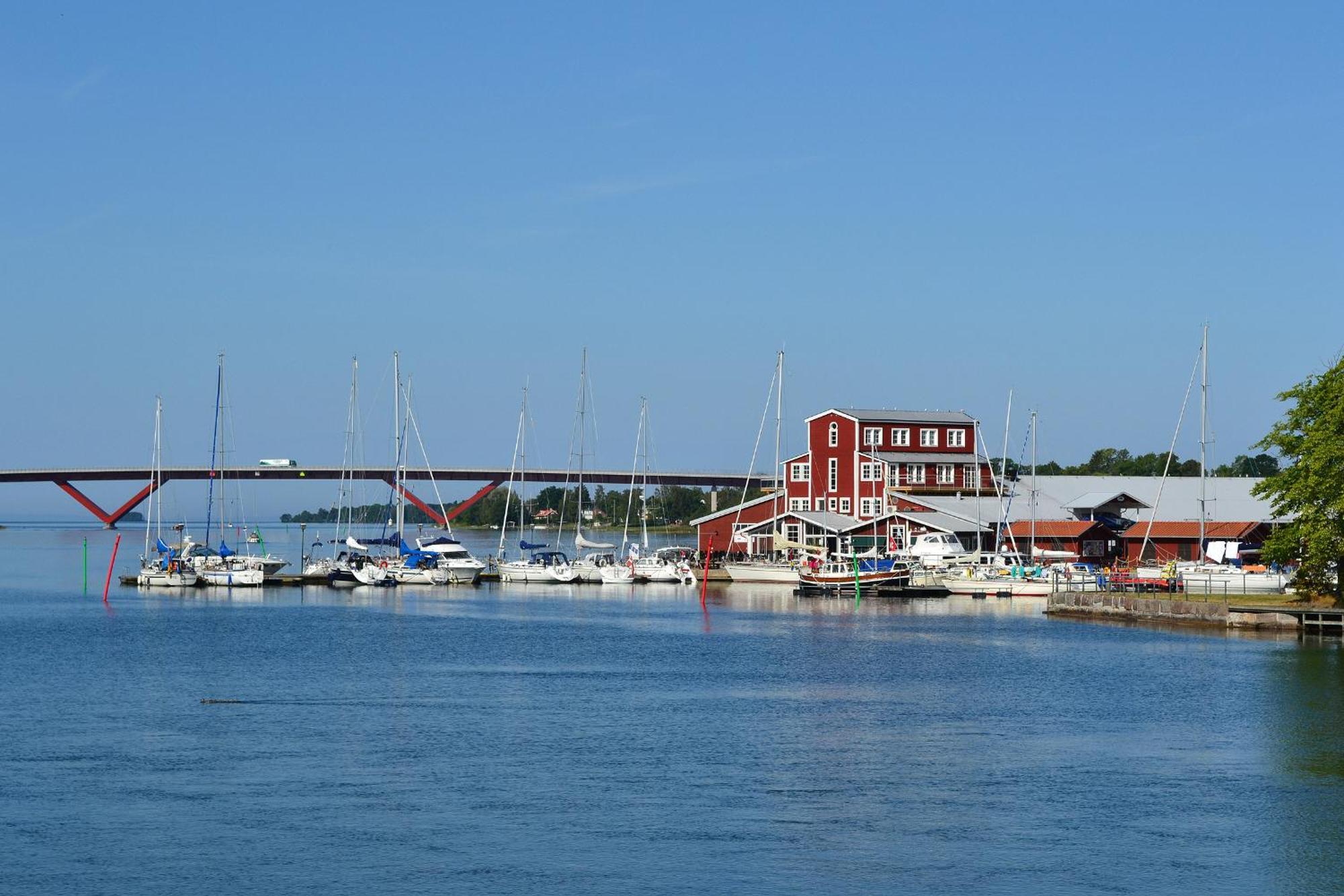 Hotell Nostalgi Motala Exterior photo