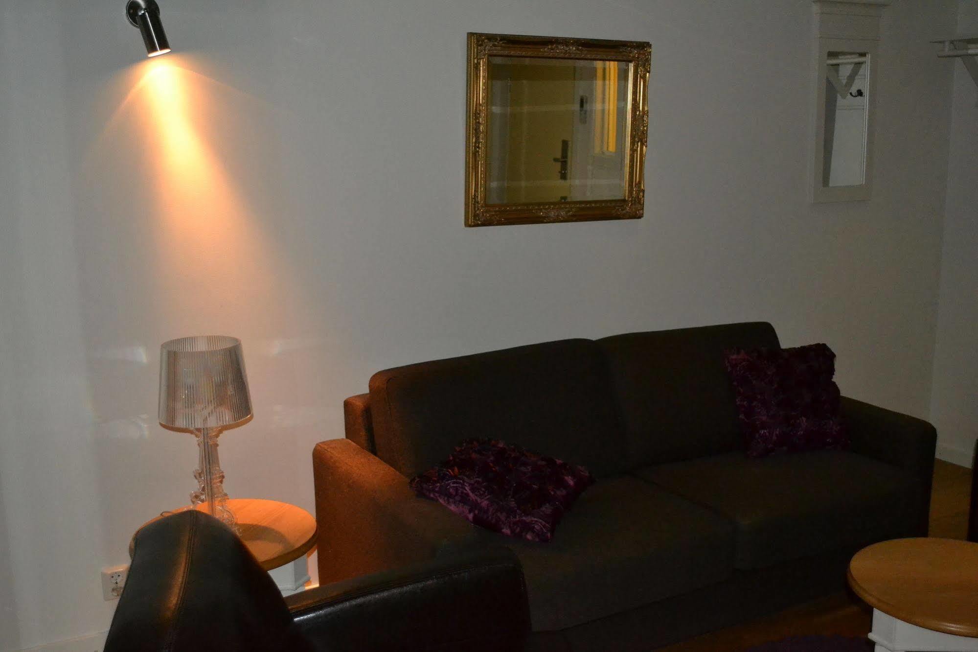 Hotell Nostalgi Motala Exterior photo